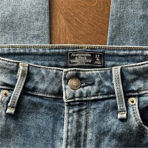 Abercrombie & Fitch High Rise Women Jeans - Blue